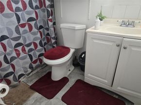 3600 NW 21st Street 309, Lauderdale Lakes FL 33311