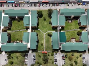 3600 NW 21st Street 309, Lauderdale Lakes FL 33311