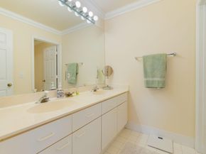 6005 Newport Village Way, Lake Worth FL 33463