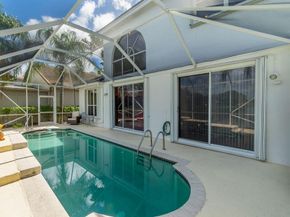 6005 Newport Village Way, Lake Worth FL 33463