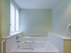 120 SE 5th Avenue Apt 128, Boca Raton FL 33432