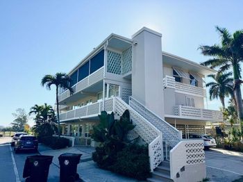 131 N Golfview Road