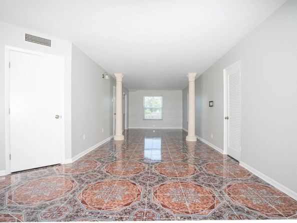 131 N Golfview Road 4, Lake Worth Beach FL 33460