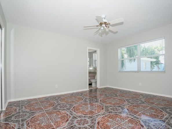 131 N Golfview Road 4, Lake Worth Beach FL 33460