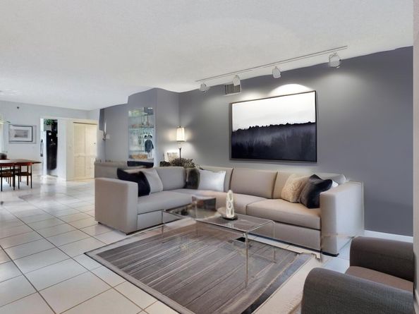 7449 Glendevon Lane 104, Delray Beach FL 33446