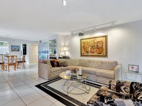 7449 Glendevon Lane 104, Delray Beach FL 33446