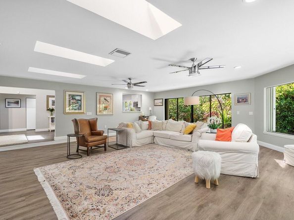 13886 Whispering Lakes Lane, Palm Beach Gardens FL 33418