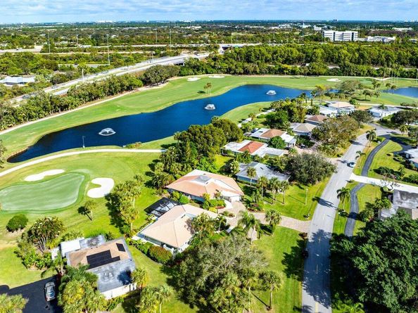 13886 Whispering Lakes Lane, Palm Beach Gardens FL 33418