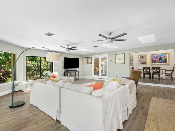 13886 Whispering Lakes Lane, Palm Beach Gardens FL 33418
