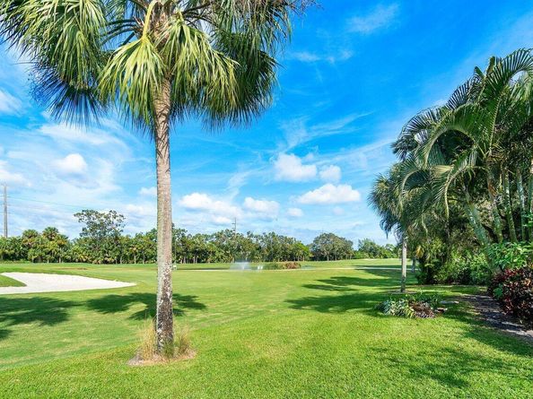 13886 Whispering Lakes Lane, Palm Beach Gardens FL 33418