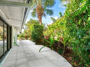 13886 Whispering Lakes Lane, Palm Beach Gardens FL 33418