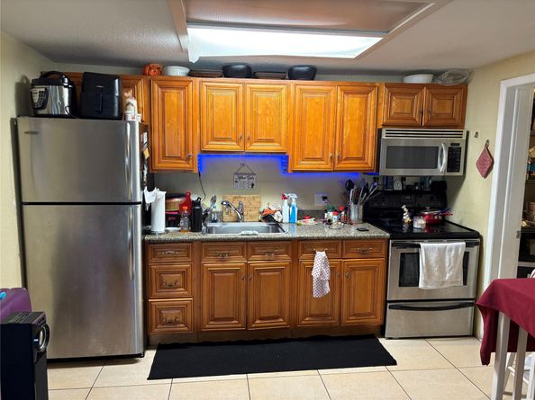 7112 Southgate Blvd 7112, Tamarac FL 33321