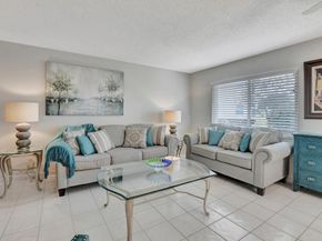 204 Burgundy E 204, Delray Beach FL 33484