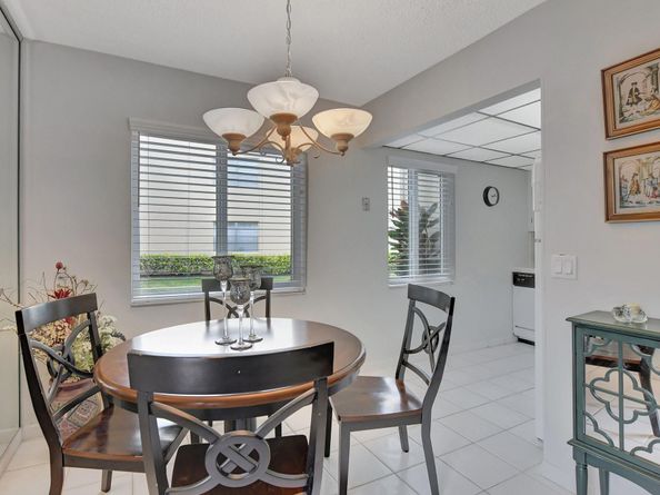 204 Burgundy E 204, Delray Beach FL 33484
