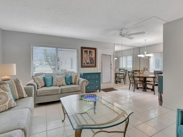 204 Burgundy E 204, Delray Beach FL 33484