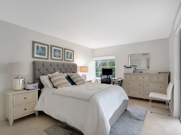 7370 Orangewood Lane 107, Boca Raton FL 33433