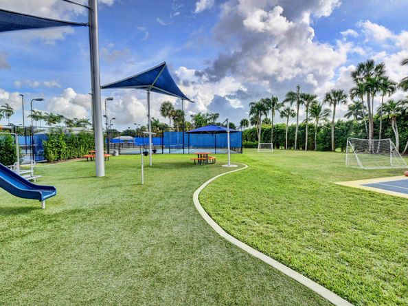 7370 Orangewood Lane 107, Boca Raton FL 33433