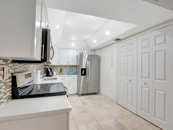 7370 Orangewood Lane 107, Boca Raton FL 33433