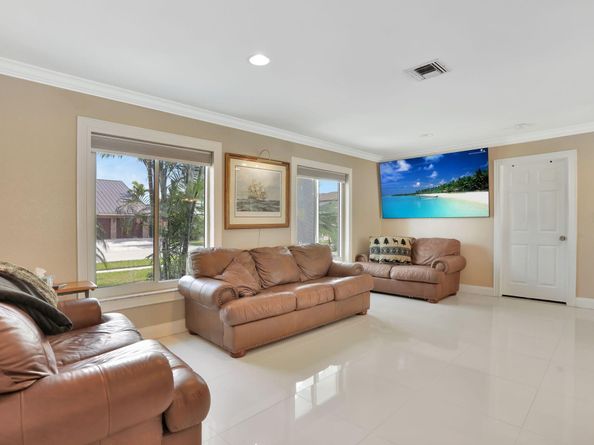 1219 SE 15th Avenue, Deerfield Beach FL 33441
