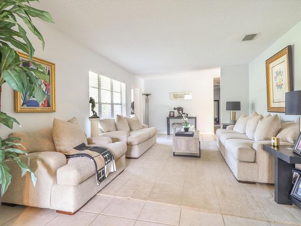 15094 74th Avenue N, Palm Beach Gardens FL 33418