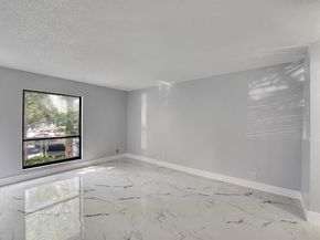 5495 NE 25th Ave 204, Fort Lauderdale FL 33308