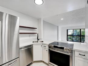 5495 NE 25th Ave 204, Fort Lauderdale FL 33308