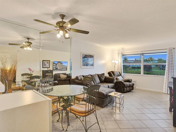 4706 NW 36th St 409, Lauderdale Lakes FL 33319