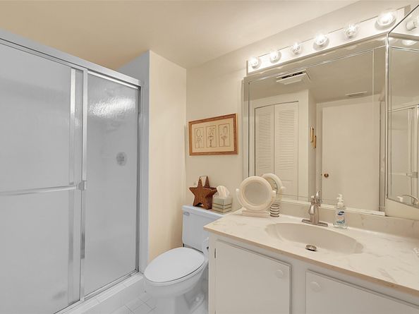 9272 Vista Del Lago 28F, Boca Raton FL 33428