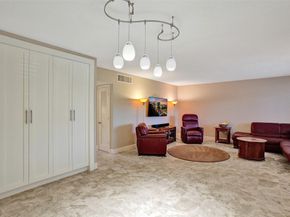 2141 NE 68th St 102, Fort Lauderdale FL 33308