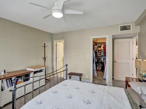 2141 NE 68th St 102, Fort Lauderdale FL 33308