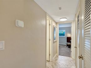 2141 NE 68th St 102, Fort Lauderdale FL 33308