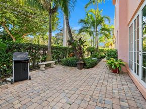 1127 NE 18th Ave 1127, Fort Lauderdale FL 33304