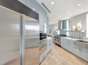 815 Idlewyld Dr, Fort Lauderdale FL 33301