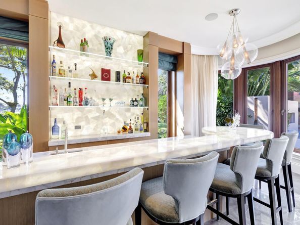 815 Idlewyld Dr, Fort Lauderdale FL 33301