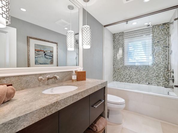 815 Idlewyld Dr, Fort Lauderdale FL 33301