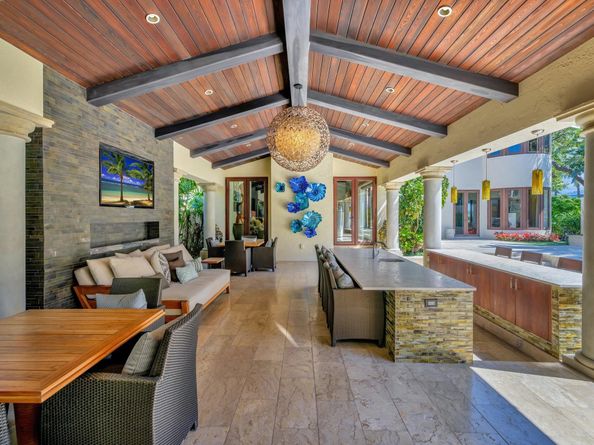 815 Idlewyld Dr, Fort Lauderdale FL 33301