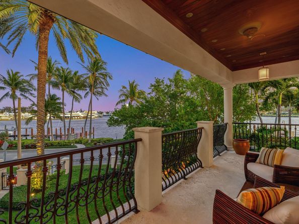 815 Idlewyld Dr, Fort Lauderdale FL 33301