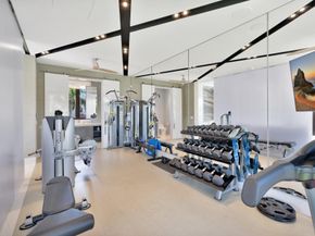 815 Idlewyld Dr, Fort Lauderdale FL 33301