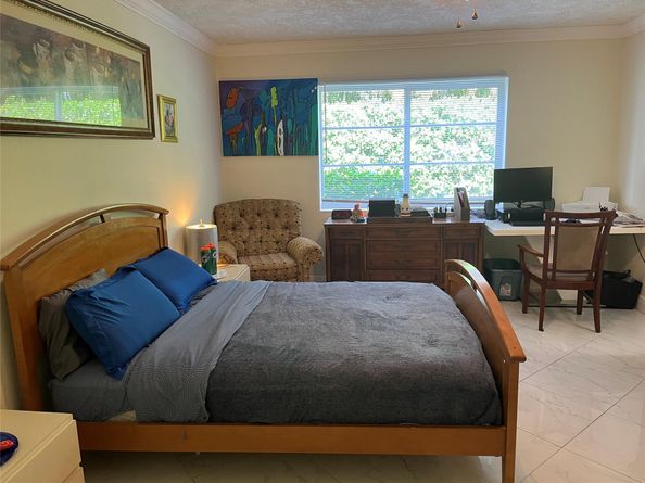 639 W Oakland Park Blvd 104D, Oakland Park FL 33311