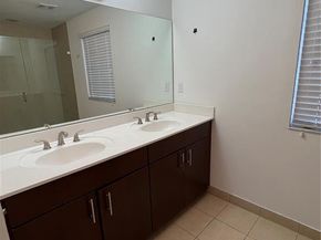 360 NE 194th Ln, Miami FL 33179