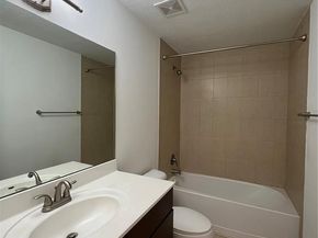 360 NE 194th Ln, Miami FL 33179