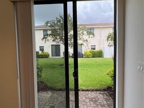 360 NE 194th Ln, Miami FL 33179