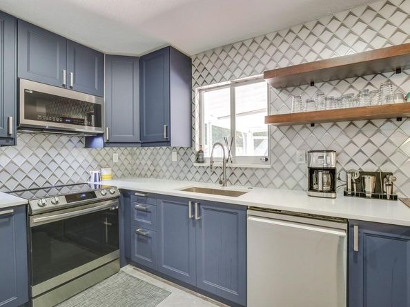 3530 NE 13th Ave, Oakland Park FL 33334