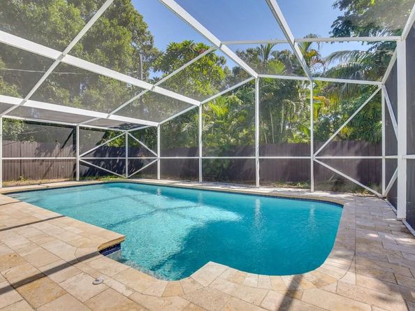 3530 NE 13th Ave, Oakland Park FL 33334