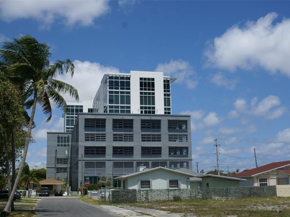 224 SE 9th Ct, Hallandale Beach FL 33009