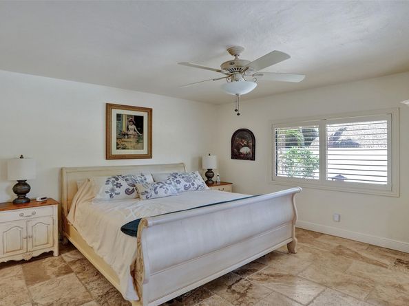 2000 NE 31st Ave, Fort Lauderdale FL 33305