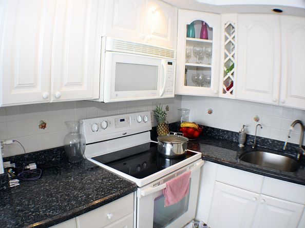 1201 S Riverside Dr 206, Pompano Beach FL 33062