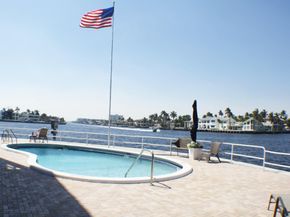 1201 S Riverside Dr 206, Pompano Beach FL 33062