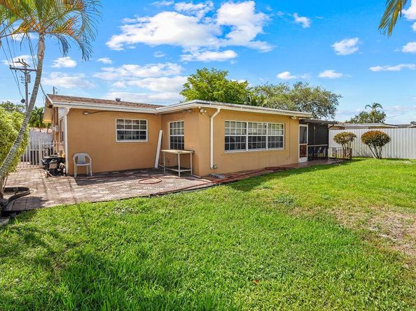7241 La Croix Drive, Hollywood FL 33024