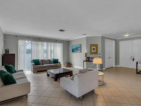 9895 Shepard Place, Wellington FL 33414